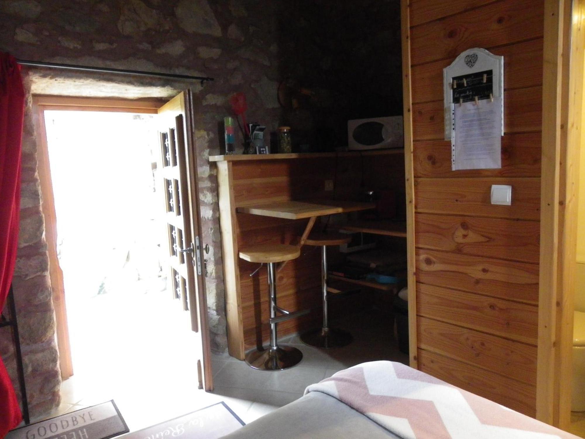 Bed and Breakfast le Donjon de la Reine Margot Beaumont  Exterior foto